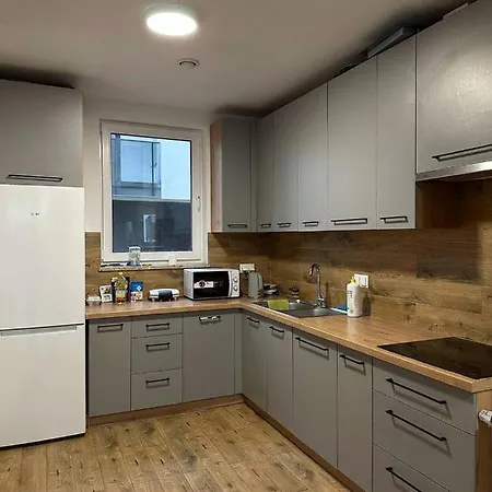 Double Twin #4 With Private Bathroom Warsaw