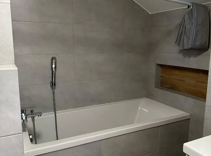 Double Twin #4 With Private Bathroom 3*