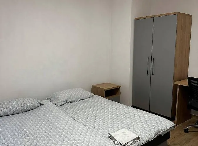 Double Twin #4 With Private Bathroom Casa de hóspedes