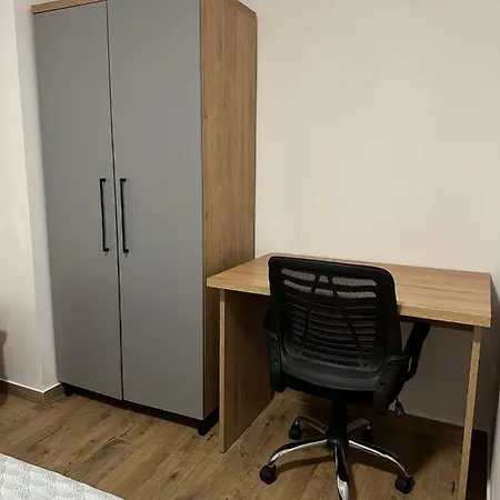 Double Twin #4 With Private Bathroom